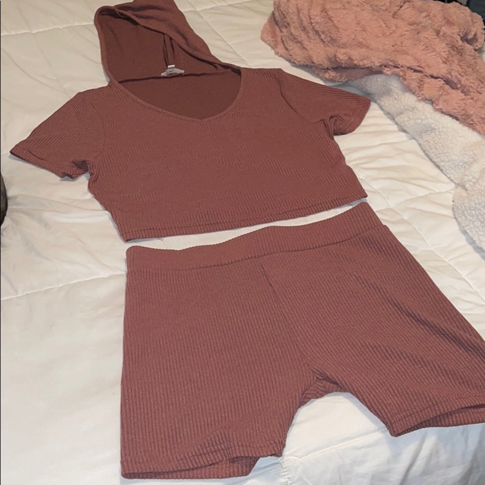 2 piece lounge outfit